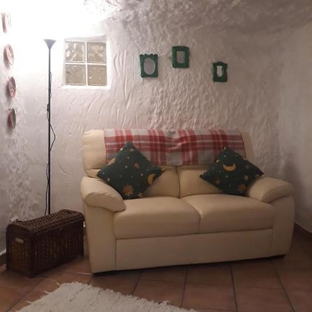 Freila The Welcome Cave מראה חיצוני תמונה