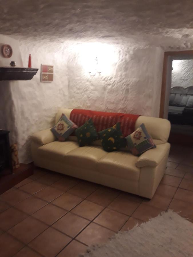 Freila The Welcome Cave מראה חיצוני תמונה