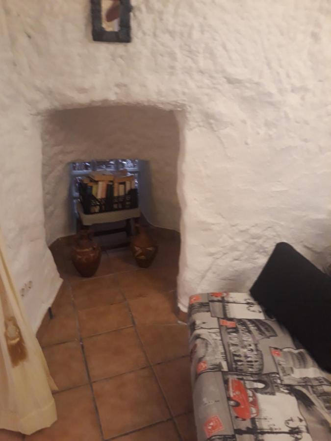 Freila The Welcome Cave מראה חיצוני תמונה