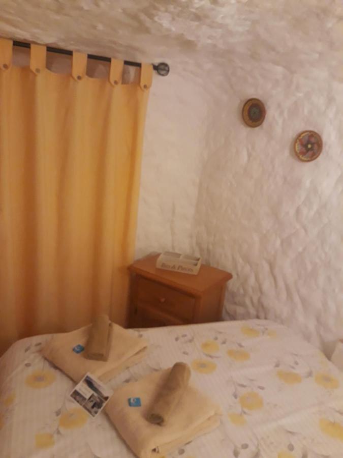 Freila The Welcome Cave מראה חיצוני תמונה